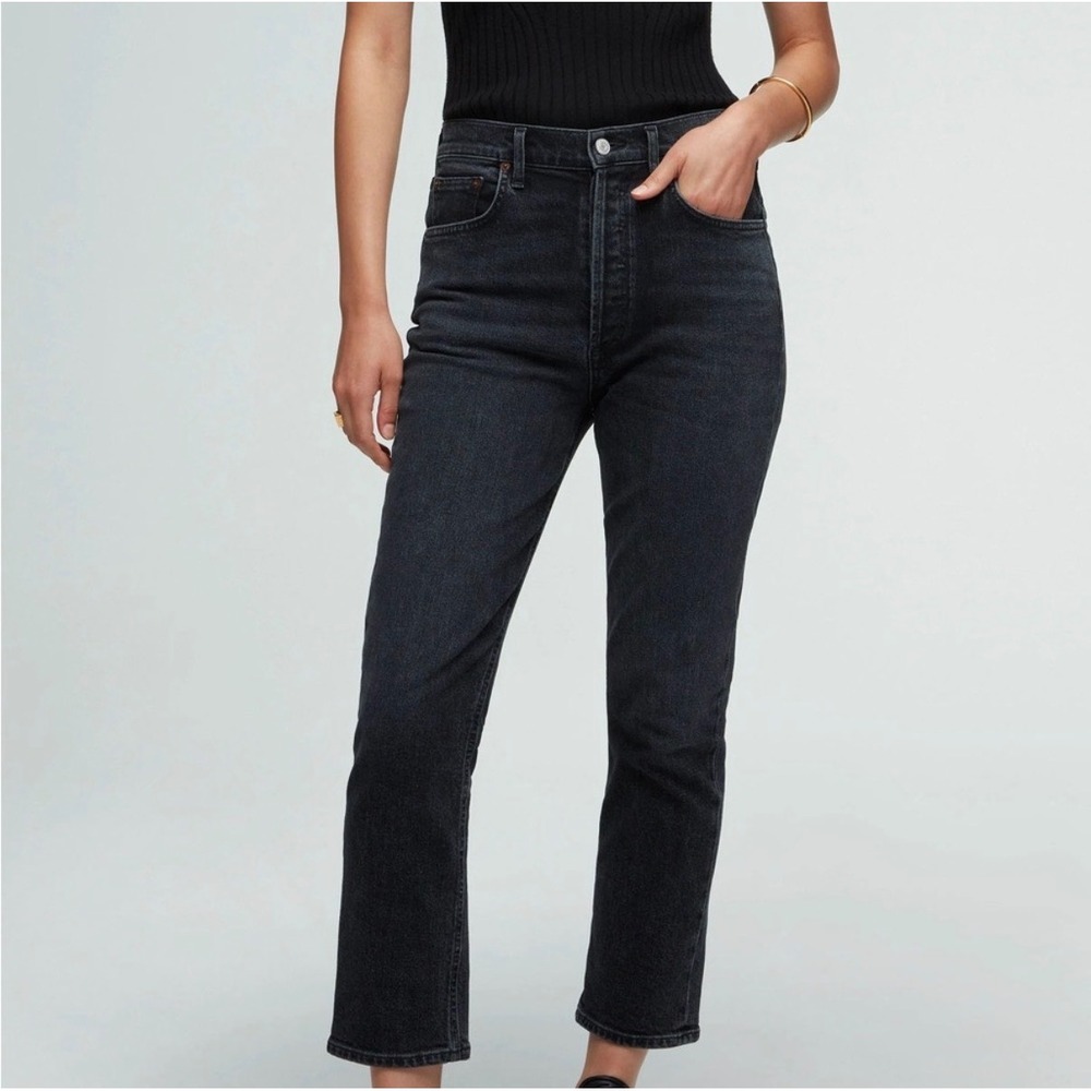 Agolde Riley Slim Straight Leg Cropped High Rise Jeans in Black - 31